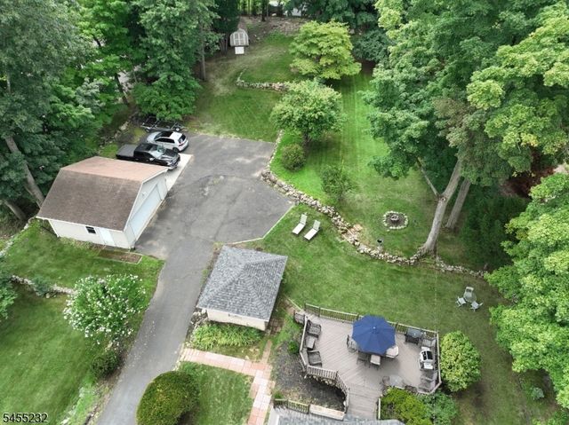142 Wyckoff, Waldwick Boro, NJ 07463