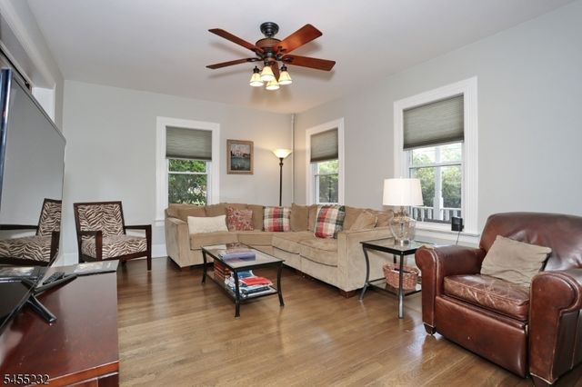 142 Wyckoff, Waldwick Boro, NJ 07463