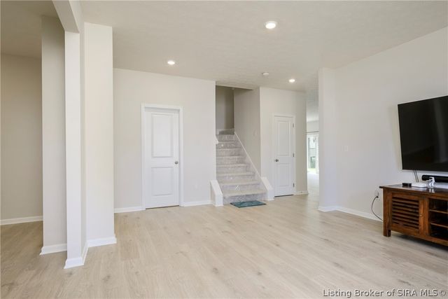 5035 schaffer Lane, Floyds Knobs, IN 47119