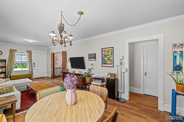 5627 Nottingham Avenue, St Louis, MO 63109