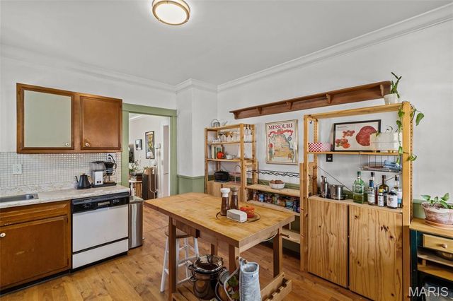 5627 Nottingham Avenue, St Louis, MO 63109