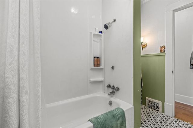 5627 Nottingham Avenue, St Louis, MO 63109
