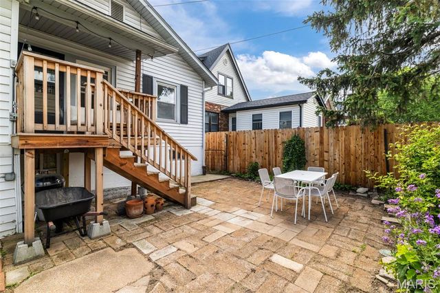5627 Nottingham Avenue, St Louis, MO 63109