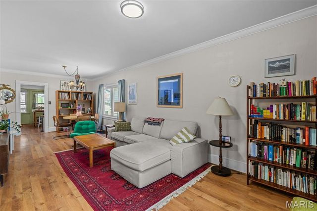 5627 Nottingham Avenue, St Louis, MO 63109