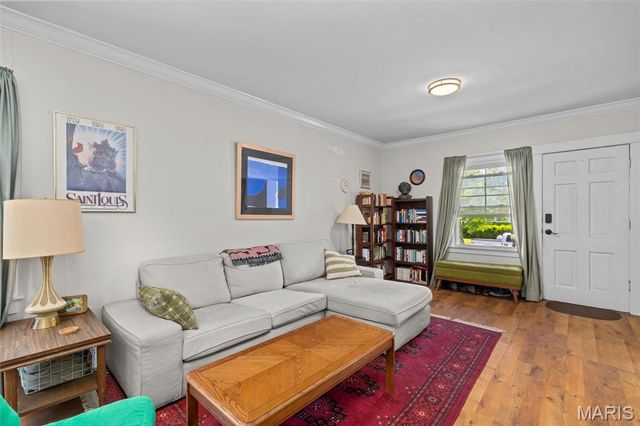 5627 Nottingham Avenue, St Louis, MO 63109