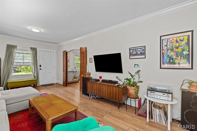 5627 Nottingham Avenue, St Louis, MO 63109