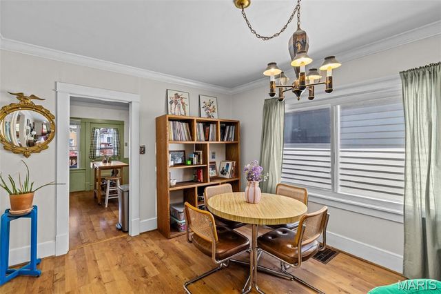 5627 Nottingham Avenue, St Louis, MO 63109