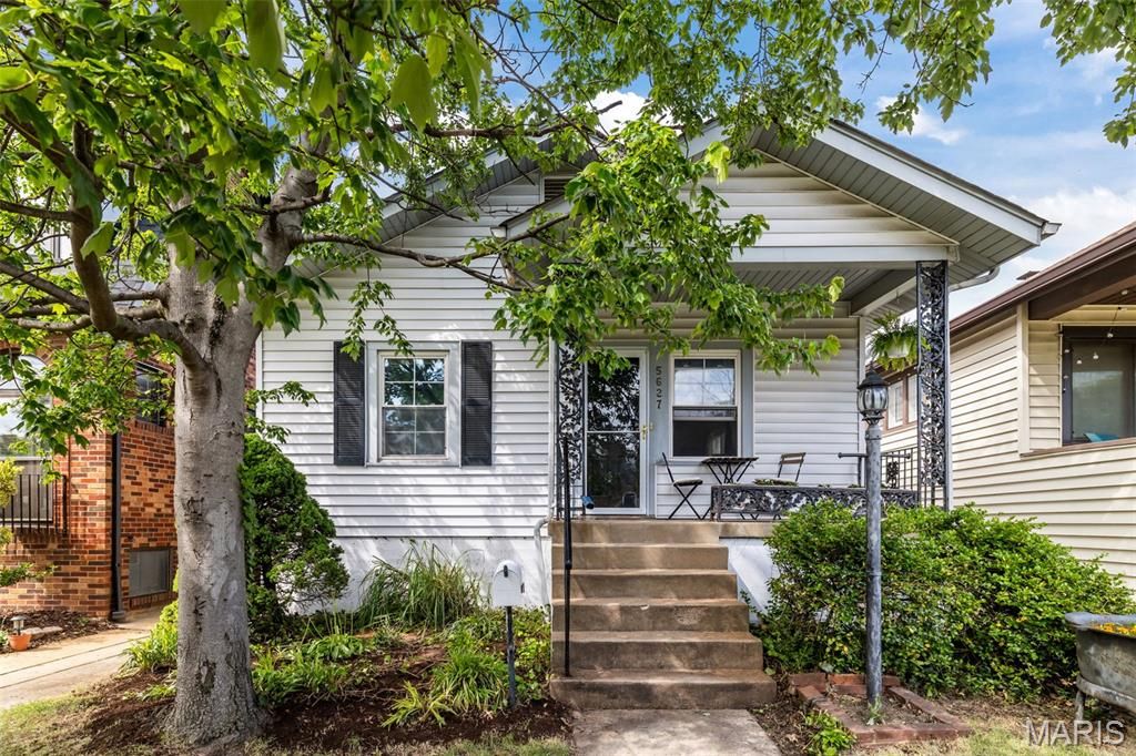 5627 Nottingham Avenue, St Louis, MO 63109
