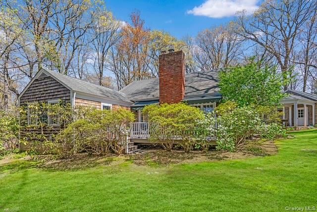 60 Shutter Lane, Oyster Bay Cove, NY 11771