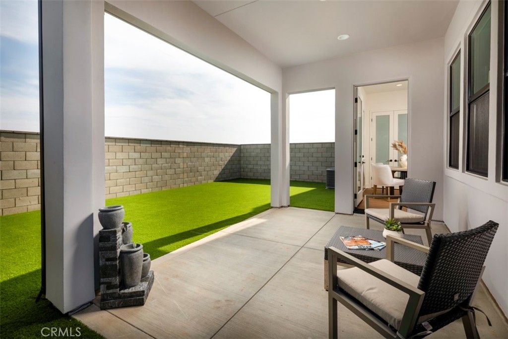 Image 20 of property listing at 18009 Roch Court, Fountain Valley, CA 92708