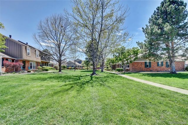 8661 E Amherst Drive F, Denver, CO 80231