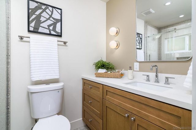 6946 Everglades Ave, San Diego, CA 92119