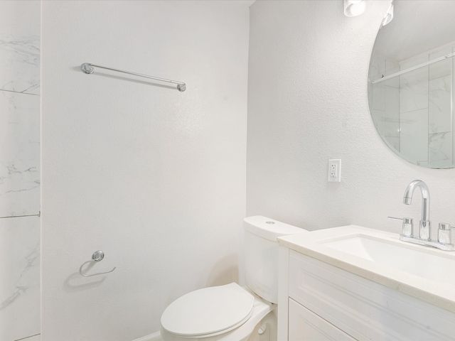 2438 Lea Crest Drive, Dallas, TX 75216