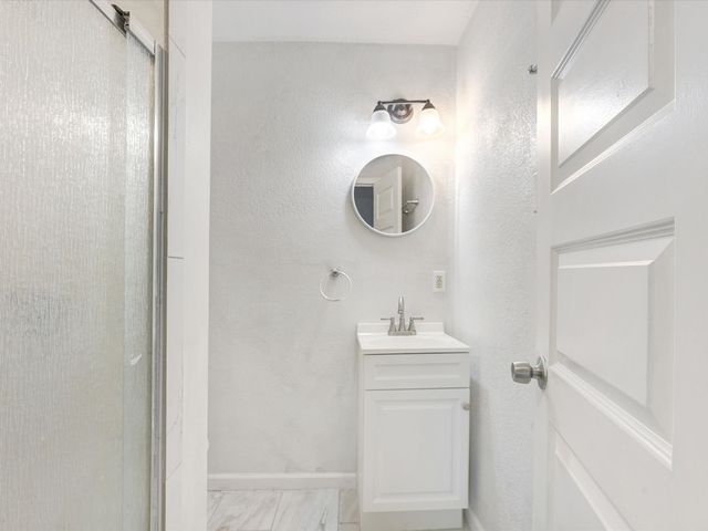 2438 Lea Crest Drive, Dallas, TX 75216