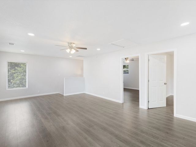 2438 Lea Crest Drive, Dallas, TX 75216