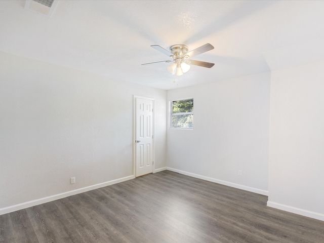 2438 Lea Crest Drive, Dallas, TX 75216