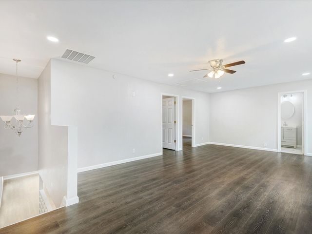 2438 Lea Crest Drive, Dallas, TX 75216