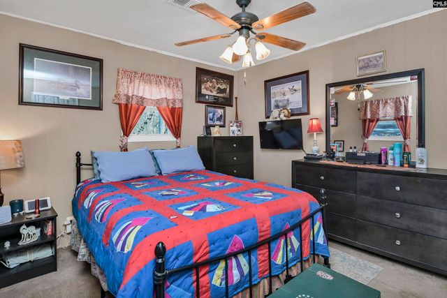 2037 Little Country Road, Batesburg, SC 29006