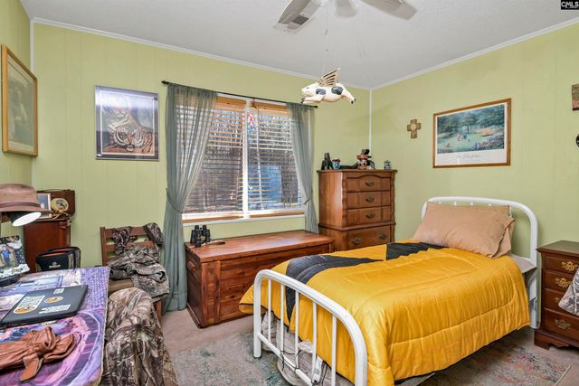 2037 Little Country Road, Batesburg, SC 29006