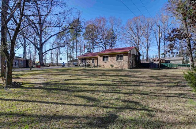 2037 Little Country Road, Batesburg, SC 29006