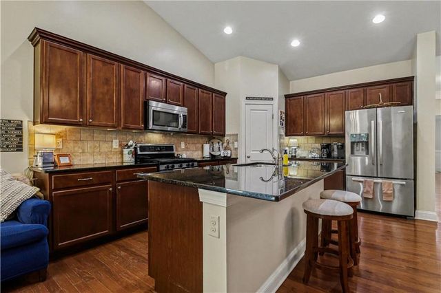 823 Cotton Creek Drive, Canton, GA 30115