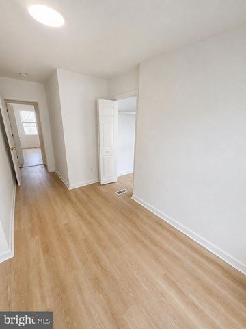 2669 SEPVIVA ST, Philadelphia, PA 19125