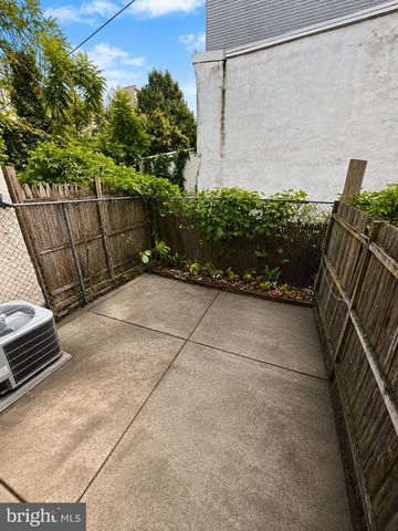 2669 SEPVIVA ST, Philadelphia, PA 19125