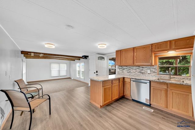 721 E CHICAGO, Rapid City, SD 57701