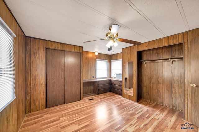 721 E CHICAGO, Rapid City, SD 57701