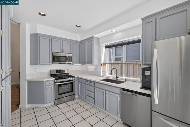 398 N Wildwood, Hercules, CA 94547
