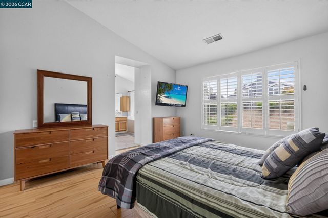 398 N Wildwood, Hercules, CA 94547