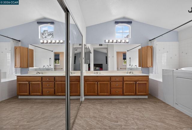 398 N Wildwood, Hercules, CA 94547