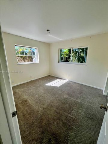 2031 NW 32nd Street, Oakland Park, FL 33309