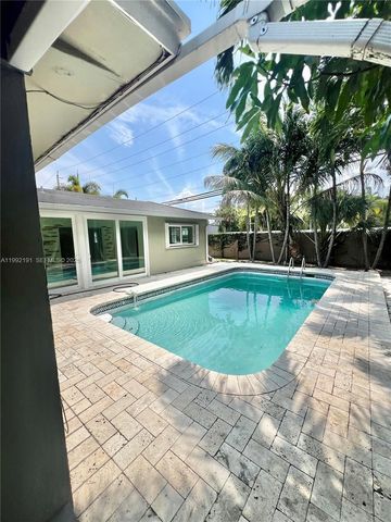 2031 NW 32nd Street, Oakland Park, FL 33309