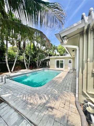 2031 NW 32nd Street, Oakland Park, FL 33309