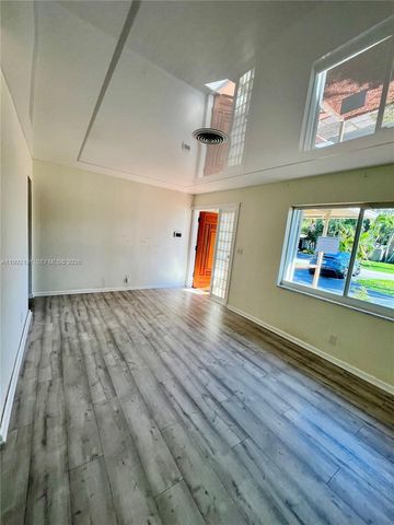 2031 NW 32nd Street, Oakland Park, FL 33309