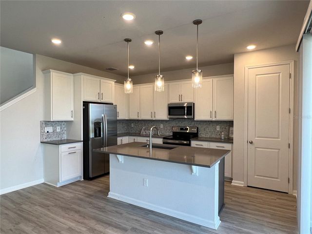 1024 GRIFFON AVENUE, Lake Alfred, FL 33850