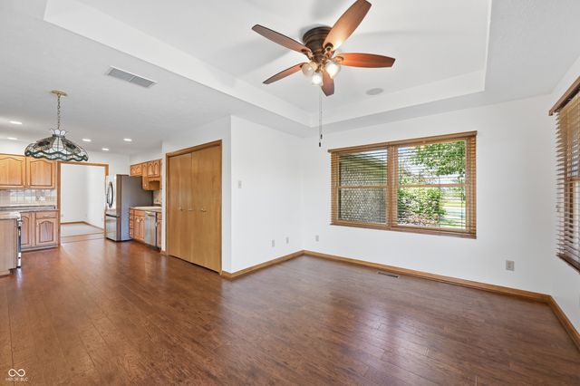 1156 Woodridge, Brownsburg, IN 46112