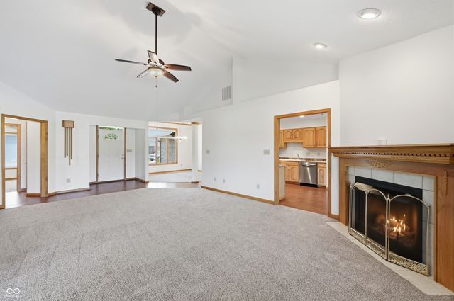 1156 Woodridge, Brownsburg, IN 46112