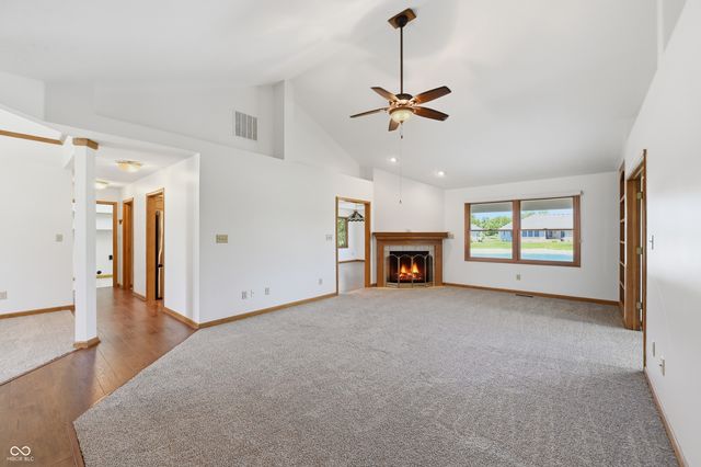 1156 Woodridge, Brownsburg, IN 46112