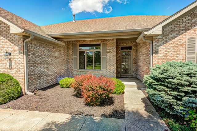 1156 Woodridge, Brownsburg, IN 46112