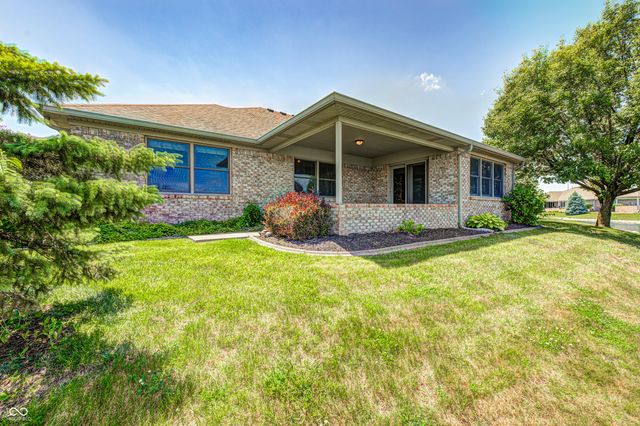 1156 Woodridge, Brownsburg, IN 46112