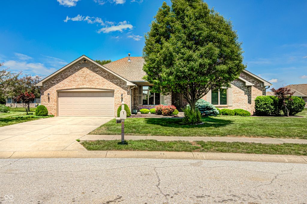 1156 Woodridge, Brownsburg, IN 46112