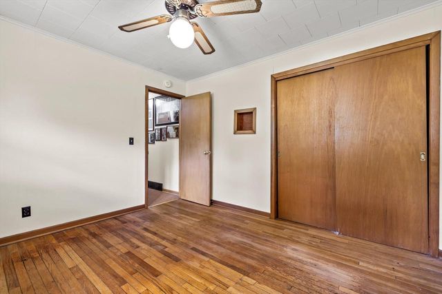 156 Chapel AVENUE, Twin Lakes, WI 53181