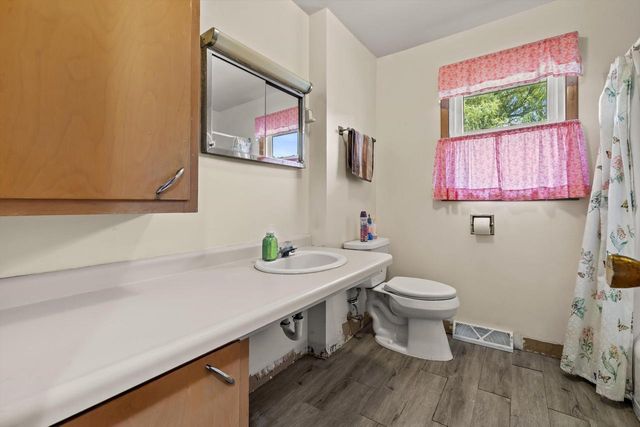 156 Chapel AVENUE, Twin Lakes, WI 53181