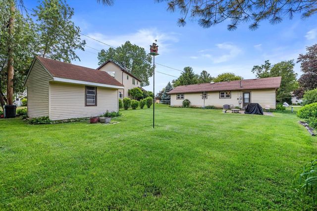 156 Chapel AVENUE, Twin Lakes, WI 53181