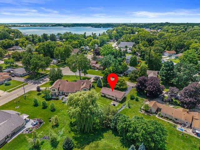 156 Chapel AVENUE, Twin Lakes, WI 53181
