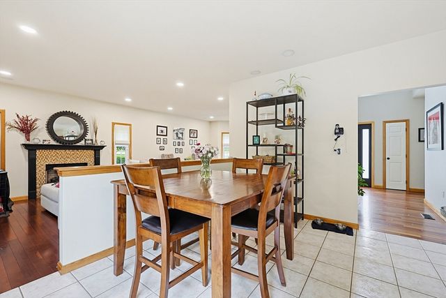 10 Amanda Street, Middleboro, MA 02346