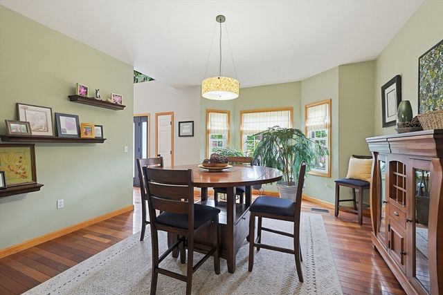 10 Amanda Street, Middleboro, MA 02346