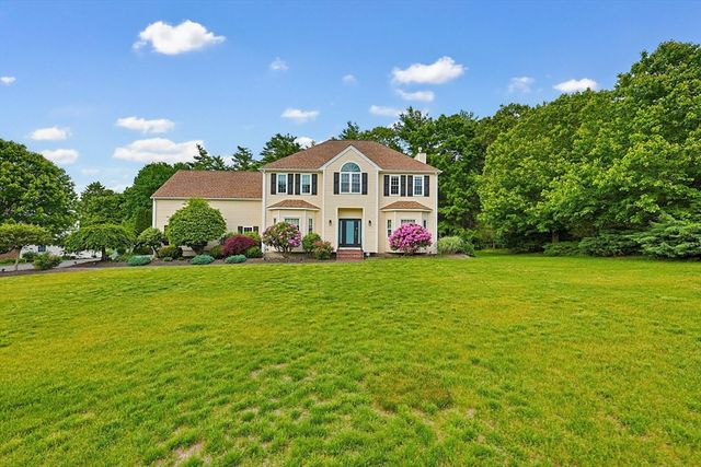 10 Amanda Street, Middleboro, MA 02346
